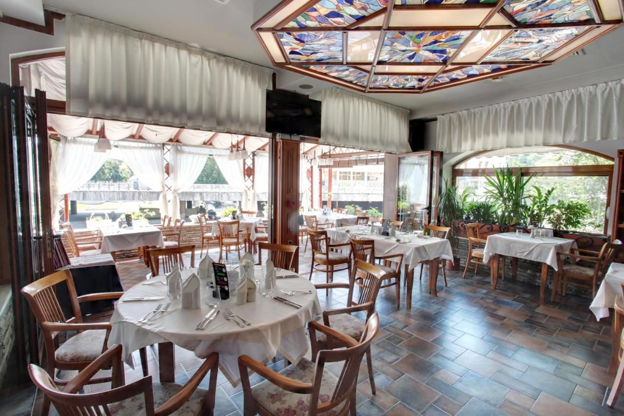 Отель Hotel Restaurant Odeon Пловдив-44