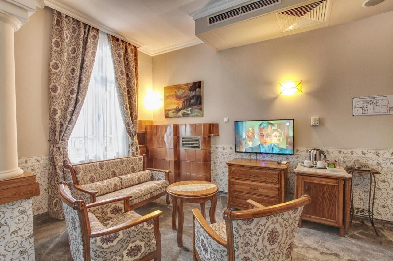 Отель Hotel Restaurant Odeon Пловдив-11