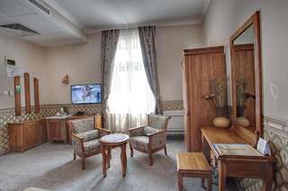 Отель Hotel Restaurant Odeon Пловдив Двухместный номер с 1 кроватью или 2 отдельными кроватями-8