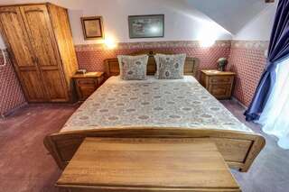 Отель Hotel Restaurant Odeon Пловдив Двухместный номер с 1 кроватью или 2 отдельными кроватями-1